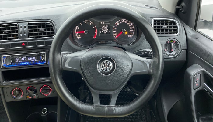 2018 Volkswagen Polo COMFORTLINE 1.0L MPI, Petrol, Manual, 1,01,739 km, Steering Wheel Close Up