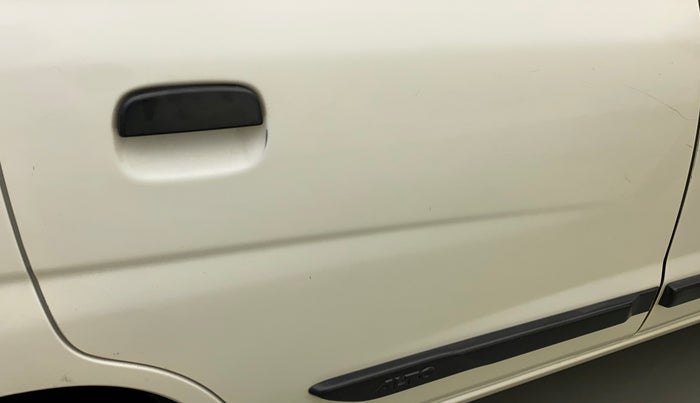 2014 Maruti Alto K10 VXI, Petrol, Manual, 18,996 km, Right rear door - Minor scratches