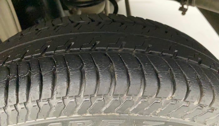 2014 Maruti Alto K10 VXI, Petrol, Manual, 18,996 km, Left Rear Tyre Tread