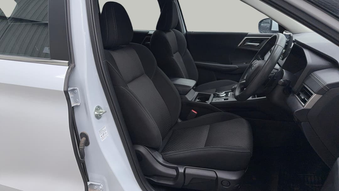 2024 Mitsubishi Outlander Es 5 Seat (2WD), Automatic, 56447 km, Right Side Front Door Cabin View