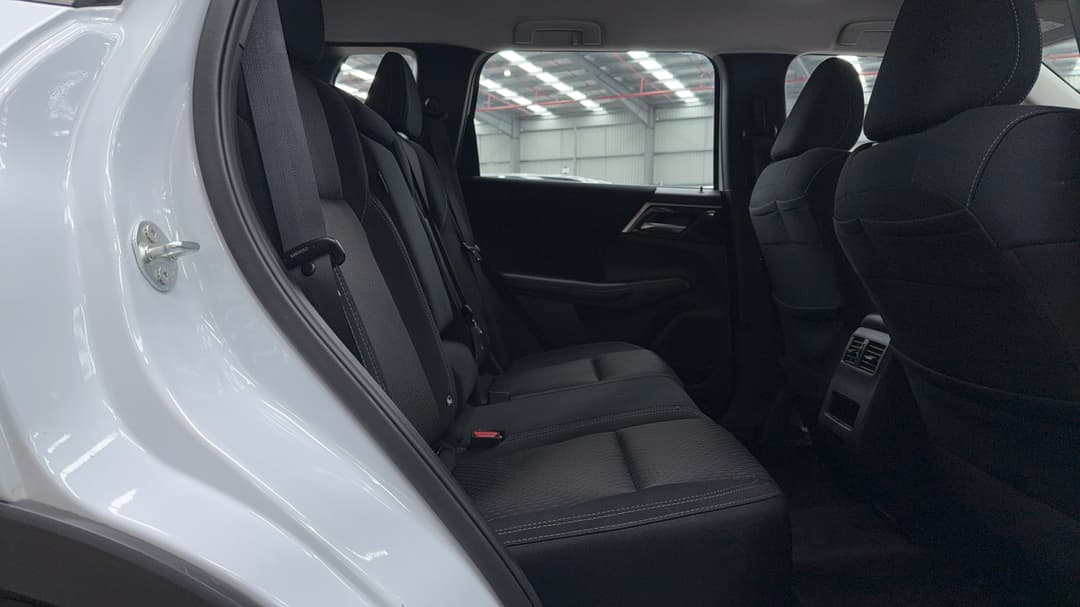 2024 Mitsubishi Outlander Es 5 Seat (2WD), Automatic, 56447 km, Right Side Rear Door Cabin View