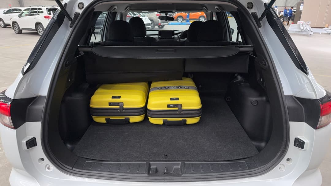 2024 Mitsubishi Outlander Es 5 Seat (2WD), Automatic, 56447 km, Boot Inside View with Luggage