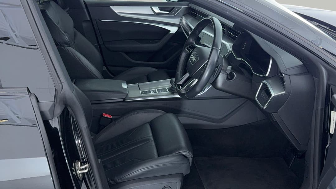 2021 Audi A7 45 Tfsi Quattro Mhev, Automatic, 51137 km, Right Side Front Door Cabin View