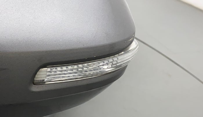 2014 Maruti Swift Dzire VDI, Diesel, Manual, 1,22,688 km, Left rear-view mirror - Indicator light has minor damage