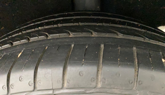 2017 Maruti Baleno ZETA PETROL 1.2, Petrol, Manual, 63,359 km, Left Rear Tyre Tread