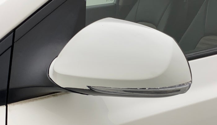 2017 Hyundai Grand i10 SPORTZ (O) AT 1.2 KAPPA VTVT, Petrol, Automatic, 17,858 km, Left rear-view mirror - Mirror movement not proper