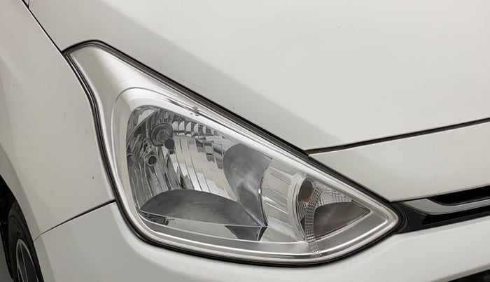 2017 Hyundai Grand i10 SPORTZ (O) AT 1.2 KAPPA VTVT, Petrol, Automatic, 17,858 km, Right headlight - Daytime running light not functional