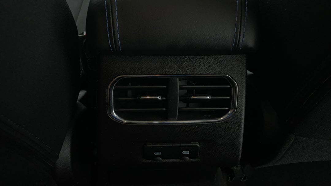 Rear A/C Vent
