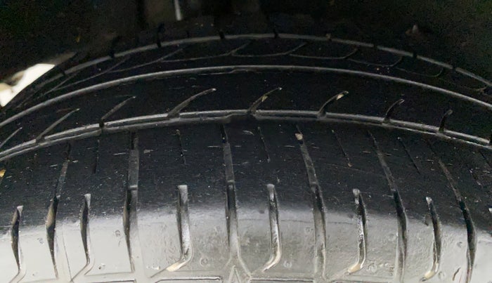 2019 Maruti Baleno ZETA DDIS 190, Diesel, Manual, 99,837 km, Right Rear Tyre Tread