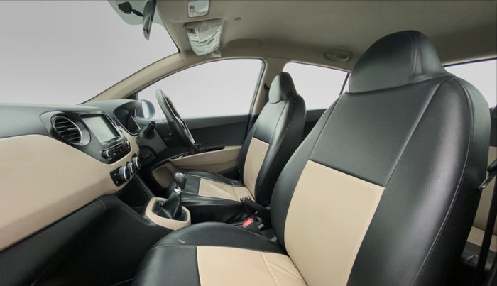 2019 Hyundai Grand i10 SPORTZ 1.2 KAPPA VTVT, Petrol, Manual, 38,624 km, Right Side Front Door Cabin