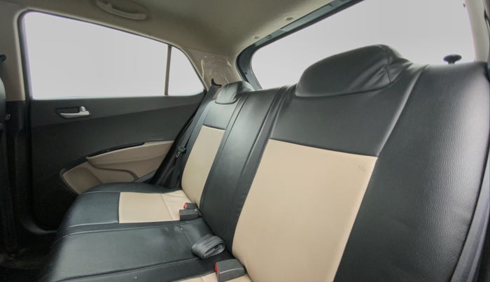 2019 Hyundai Grand i10 SPORTZ 1.2 KAPPA VTVT, Petrol, Manual, 38,624 km, Right Side Rear Door Cabin