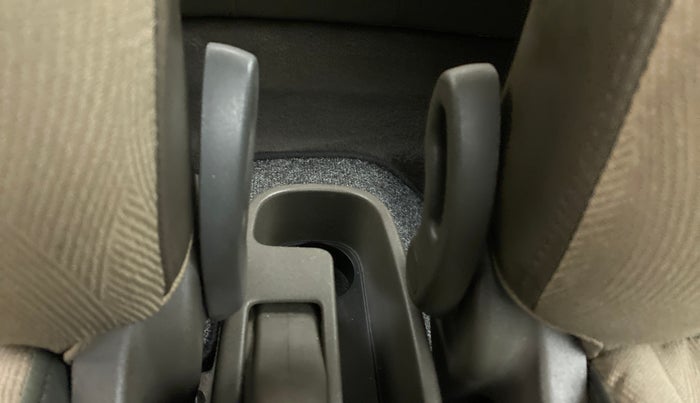 2013 Hyundai i10 SPORTZ 1.2, Petrol, Manual, 35,977 km, Driver Side Adjustment Panel