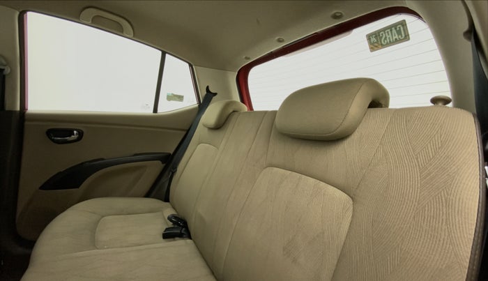 2013 Hyundai i10 SPORTZ 1.2, Petrol, Manual, 35,977 km, Right Side Rear Door Cabin