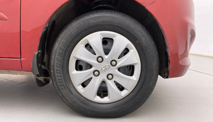 2013 Hyundai i10 SPORTZ 1.2, Petrol, Manual, 35,977 km, Right Front Wheel
