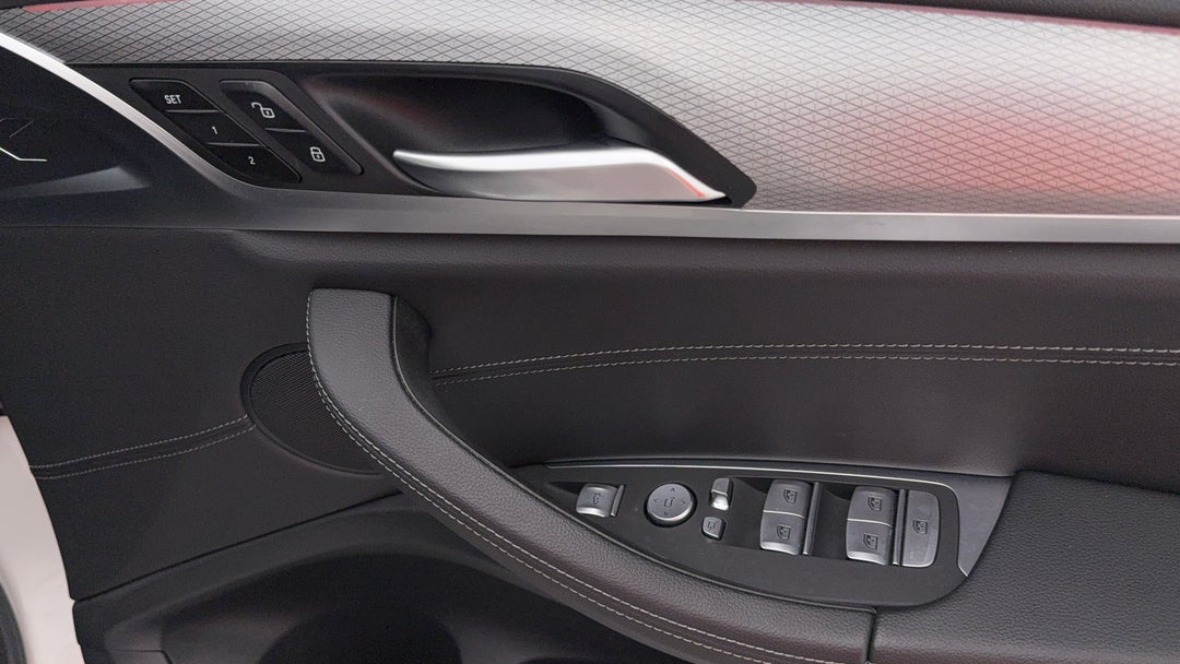 2021 BMW X3 xDrive30i M Sport, Automatic, 28592 km, Drivers Side Door Panel Controls