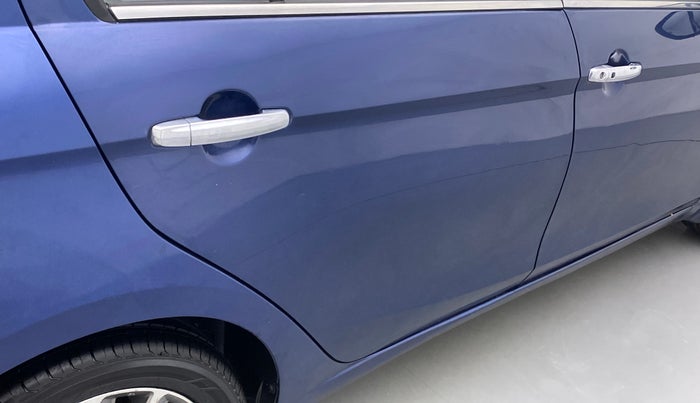 2018 Maruti Ciaz ALPHA DIESEL 1.3, Diesel, Manual, 43,865 km, Right rear door - Minor scratches