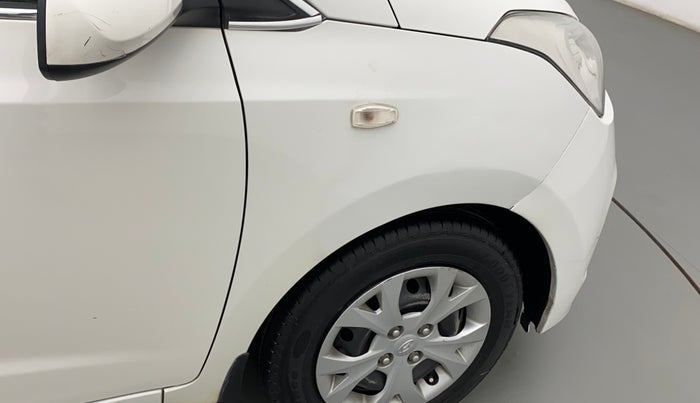 2015 Hyundai Grand i10 MAGNA 1.2 KAPPA VTVT, Petrol, Manual, 33,822 km, Right fender - Paint has minor damage