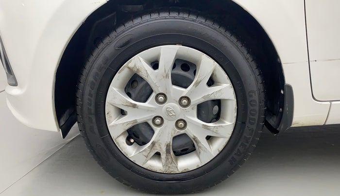 2015 Hyundai Grand i10 MAGNA 1.2 KAPPA VTVT, Petrol, Manual, 33,954 km, Left Front Wheel