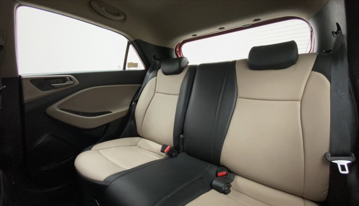 2017 Hyundai Elite i20 ASTA 1.2 (O), Petrol, Manual, 35,408 km, Right Side Rear Door Cabin
