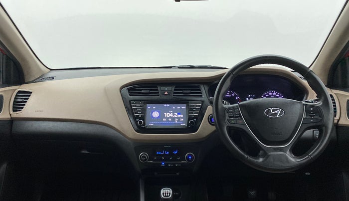 2017 Hyundai Elite i20 ASTA 1.2 (O), Petrol, Manual, 35,408 km, Dashboard