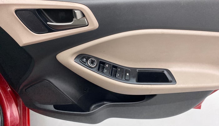 2017 Hyundai Elite i20 ASTA 1.2 (O), Petrol, Manual, 35,408 km, Driver Side Door Panels Control