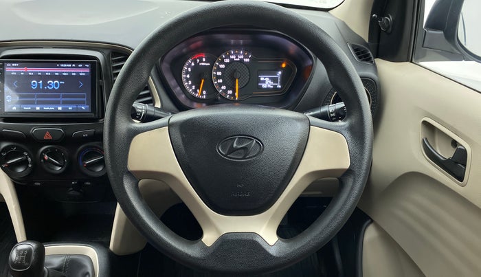 2019 Hyundai NEW SANTRO ERA 1.1, Petrol, Manual, 16,035 km, Steering Wheel Close Up