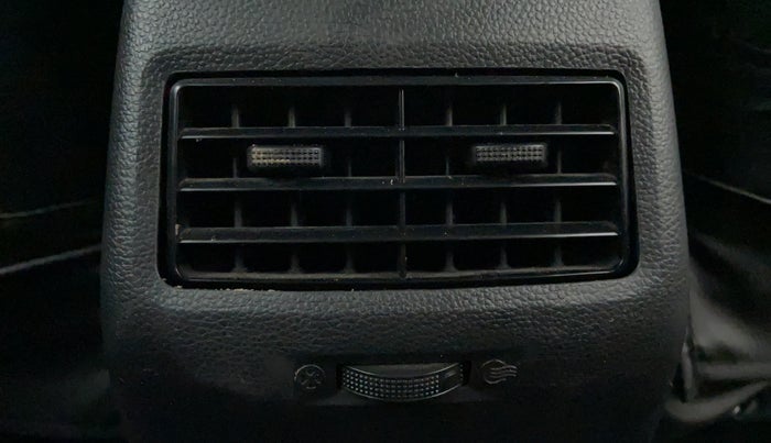 2015 Hyundai Elite i20 SPORTZ 1.2, Petrol, Manual, 62,812 km, Rear AC Vents