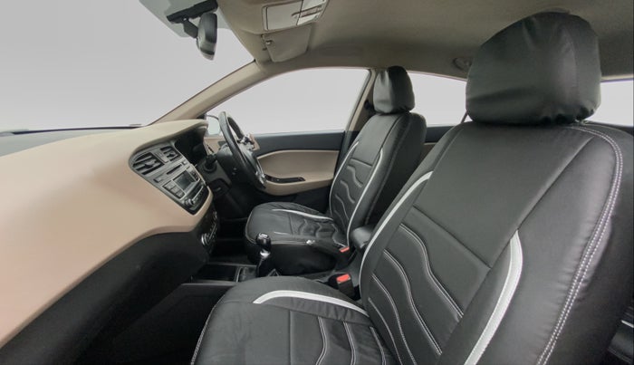 2015 Hyundai Elite i20 SPORTZ 1.2, Petrol, Manual, 62,812 km, Right Side Front Door Cabin
