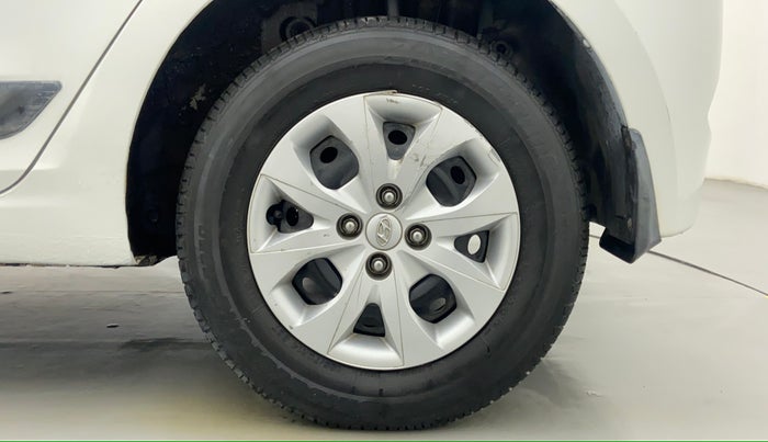 2015 Hyundai Elite i20 SPORTZ 1.2, Petrol, Manual, 62,812 km, Left Rear Wheel