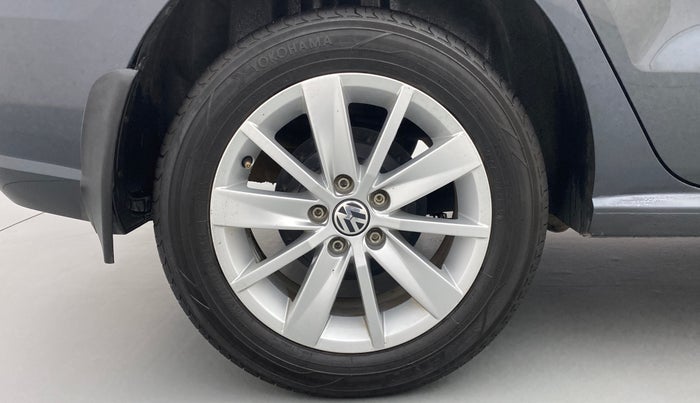 2017 Volkswagen Ameo HIGHLINE 1.5, Diesel, Manual, 68,595 km, Right Rear Wheel