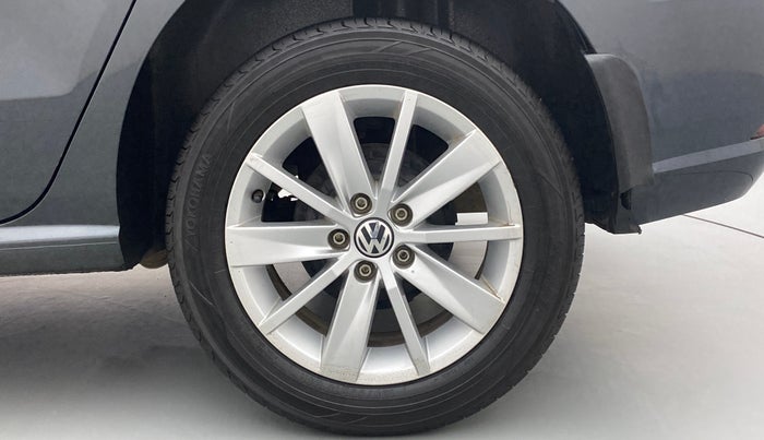 2017 Volkswagen Ameo HIGHLINE 1.5, Diesel, Manual, 68,595 km, Left Rear Wheel