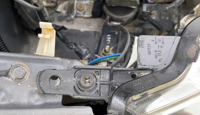 2015 Maruti Celerio VXI AMT, Petrol, Automatic, 41,219 km, Right headlight - Clamp has minor damage