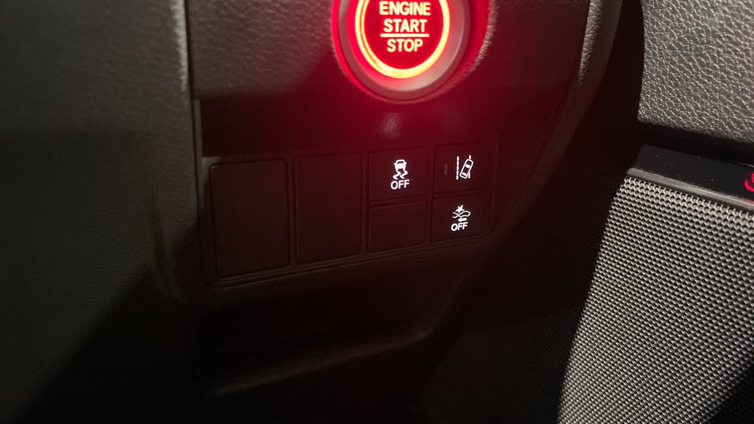 2022 Honda CR-V Black Edition (2WD) 5 Seats, Automatic, 109083 km, Utility Switches/Buttons