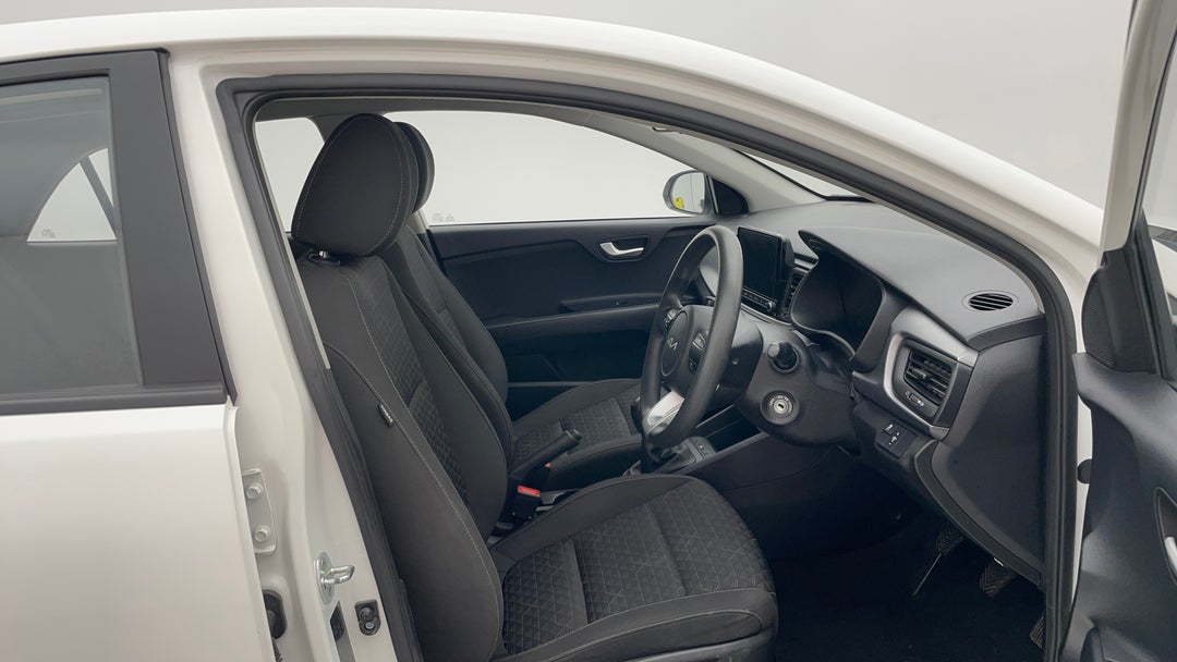 2021 Kia Rio S, Manual, 55104 km, Right Side Front Door Cabin View