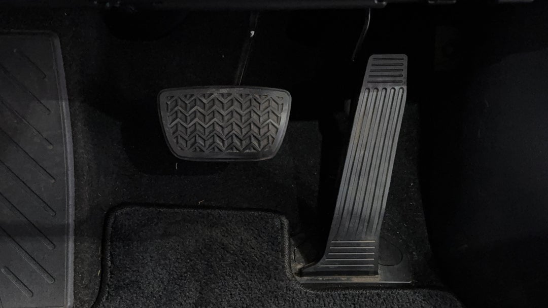 Pedals and Footmat