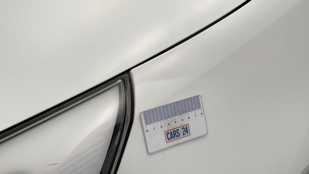 Quarter Panel Front LHS Guard Dent