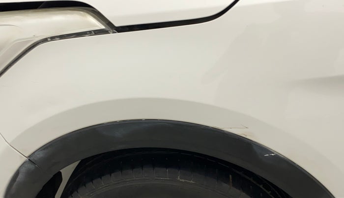 2016 Hyundai Creta E PLUS 1.6 PETROL, CNG, Manual, 85,035 km, Left fender - Slightly dented