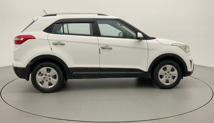 2016 Hyundai Creta E PLUS 1.6 PETROL, CNG, Manual, 85,035 km, Right Side View