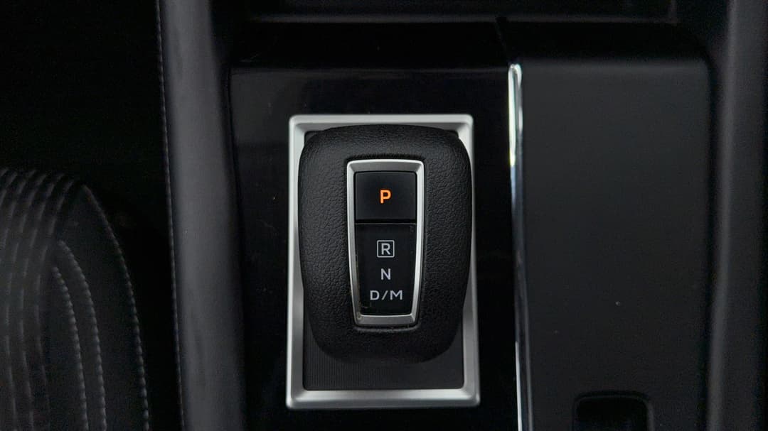 2024 Mitsubishi Outlander Es 5 Seat (2WD), Automatic, 60085 km, Gear Lever 