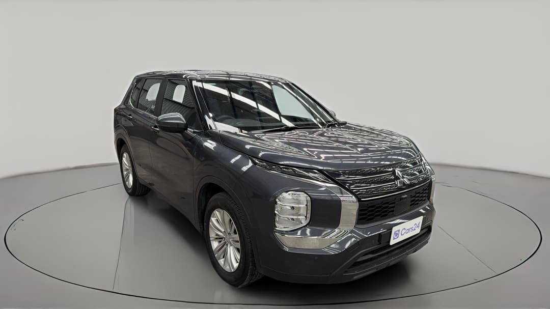 2024 Mitsubishi Outlander Es 5 Seat (2WD), Automatic, 60085 km, Right Front Diagonal (45- Degree) View