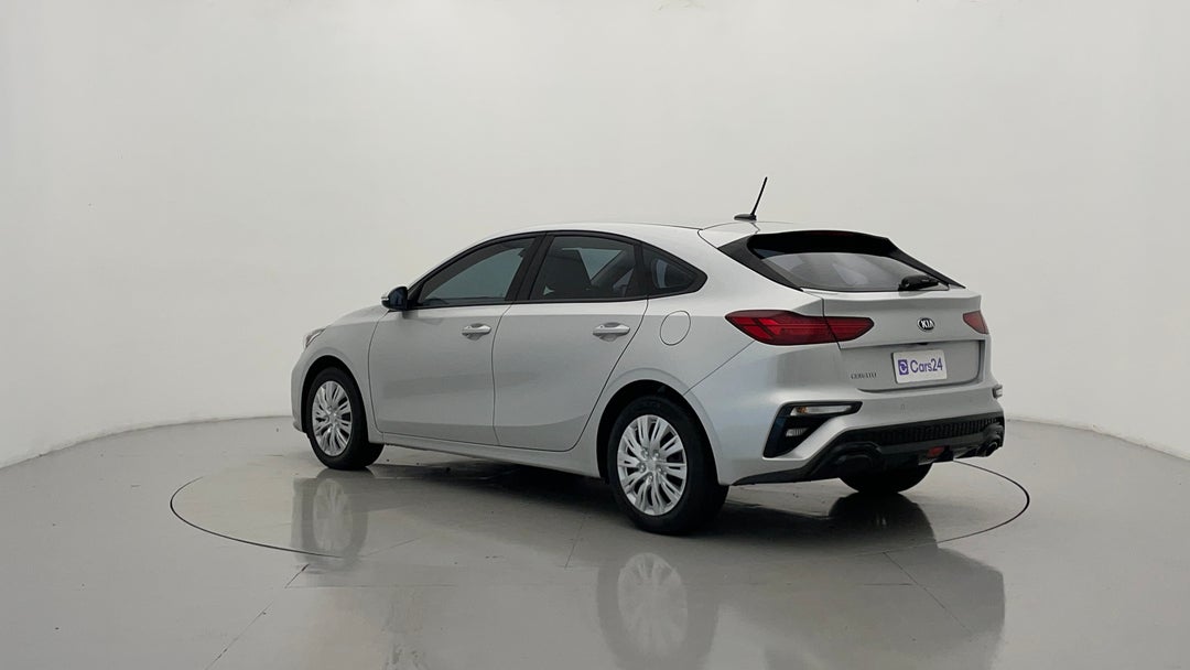 Left Back Diagonal (45- Degree) View