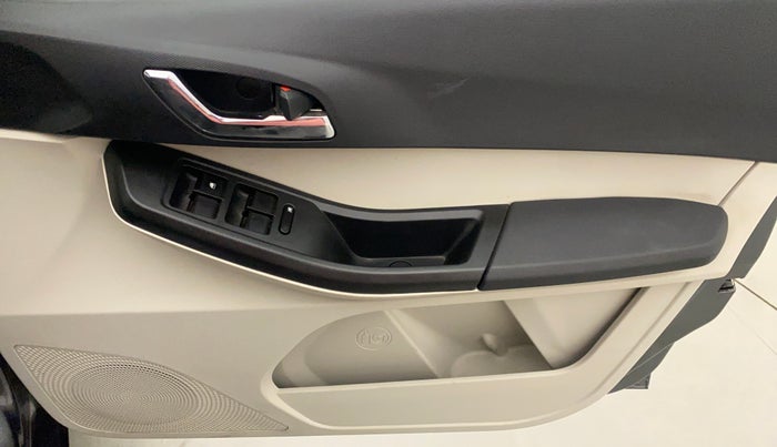 2022 Tata Tiago XZA PLUS PETROL, Petrol, Automatic, 4,119 km, Driver Side Door Panels Control