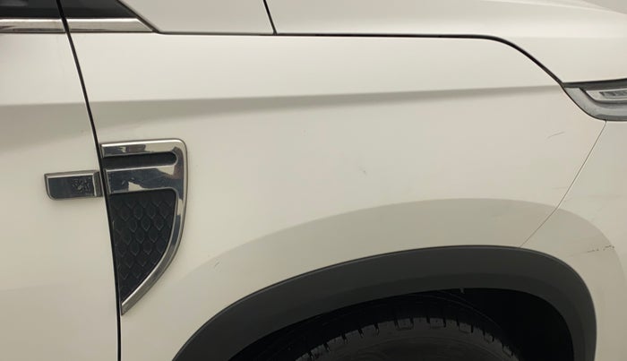 2021 MG HECTOR SHARP HYBRID 1.5 PETROL, Petrol, Manual, 9,500 km, Right fender - Minor scratches