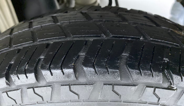 2018 Maruti Alto 800 LXI, Petrol, Manual, 55,040 km, Left Rear Tyre Tread