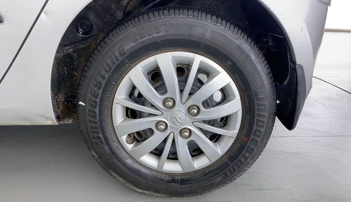 2014 Hyundai i10 SPORTZ 1.1 IRDE2, Petrol, Manual, 26,889 km, Left Rear Wheel