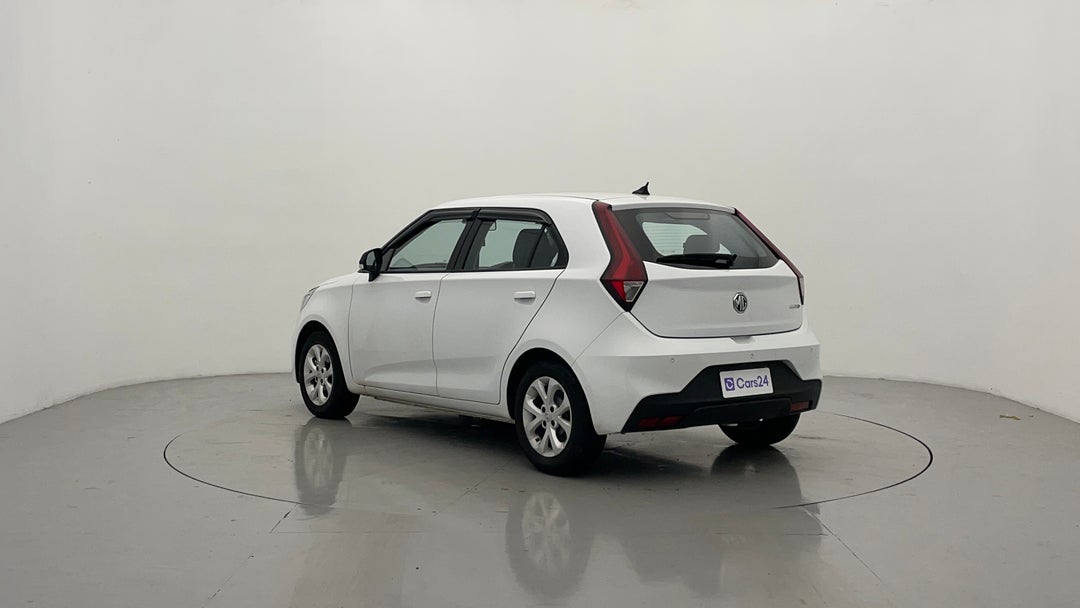 Left Back Diagonal (45- Degree) View