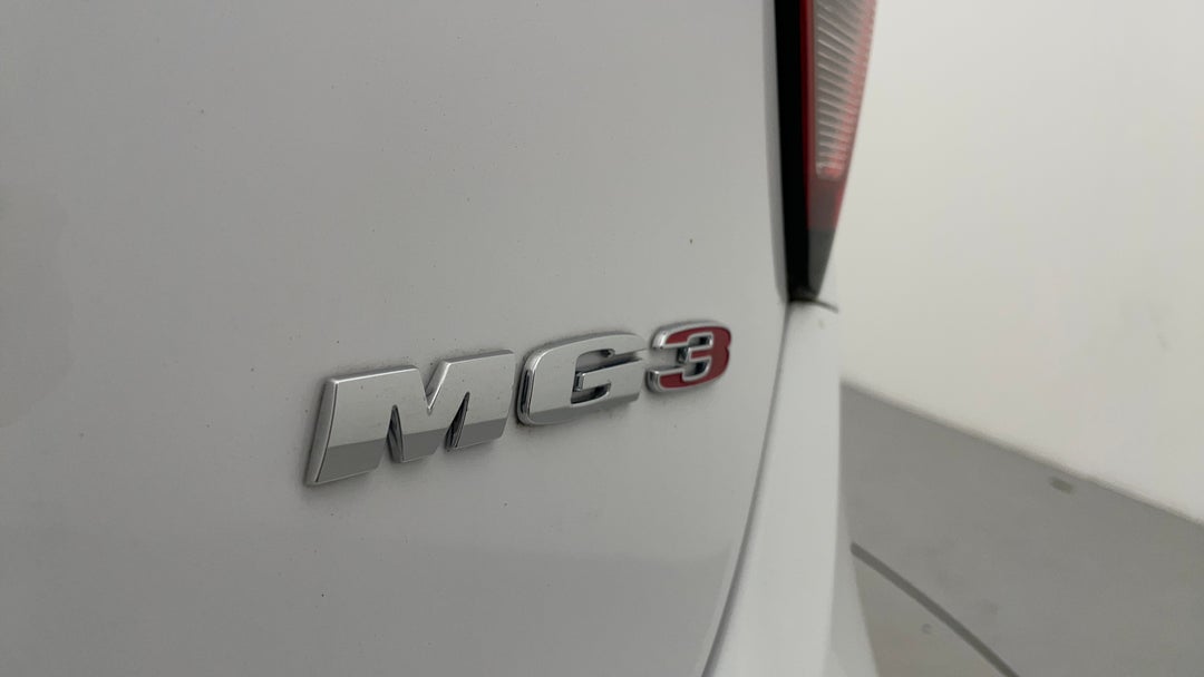 Badge (Boot Right Side)