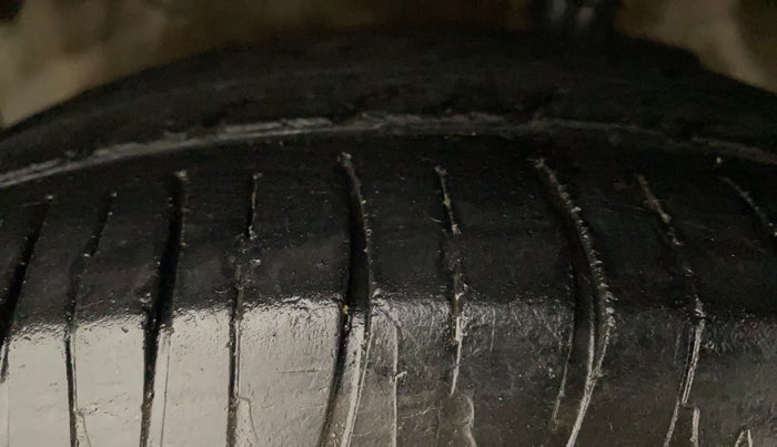 2017 Maruti Celerio X ZXI AMT, Petrol, Automatic, 80,098 km, Left Front Tyre Tread