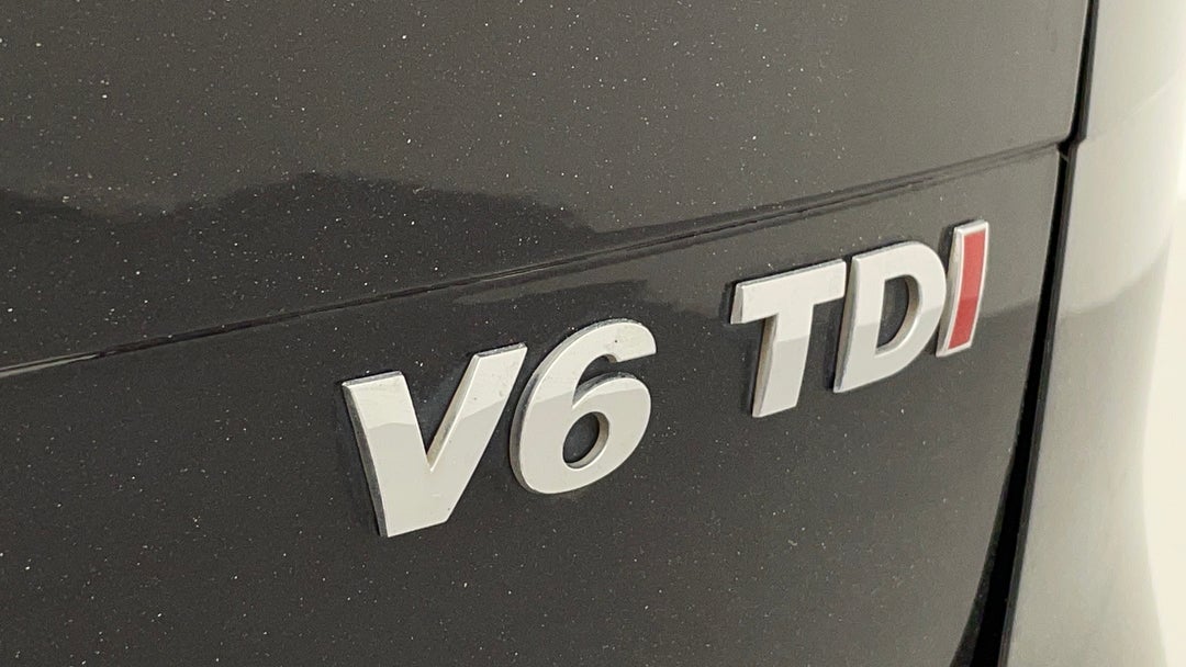 Badge (Boot Right Side)