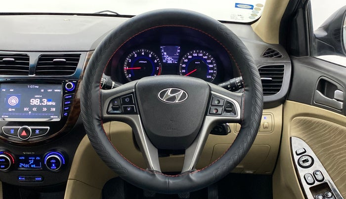 2016 Hyundai Verna FLUIDIC 1.6 SX VTVT, Petrol, Manual, 38,653 km, Steering Wheel Close Up